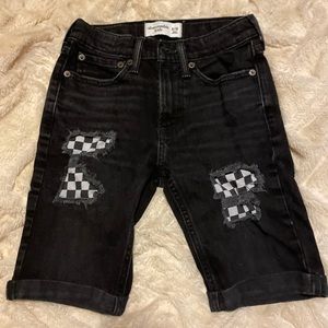 ✨Abercrombie✨Kids⛹️Rolled Destroyed Denim 🩳 Shorts